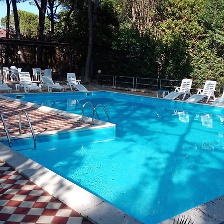 G/Hotel Lignano ลินญาโน ซับเบียโดโร ภายนอก รูปภาพ