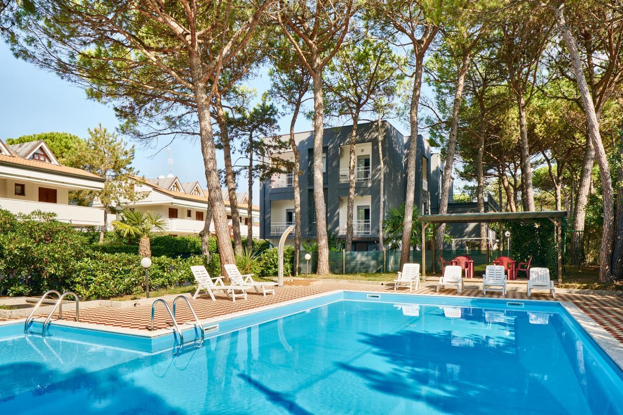 G/Hotel Lignano ลินญาโน ซับเบียโดโร ภายนอก รูปภาพ