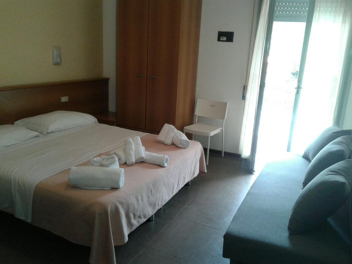G/Hotel Lignano ลินญาโน ซับเบียโดโร ภายนอก รูปภาพ