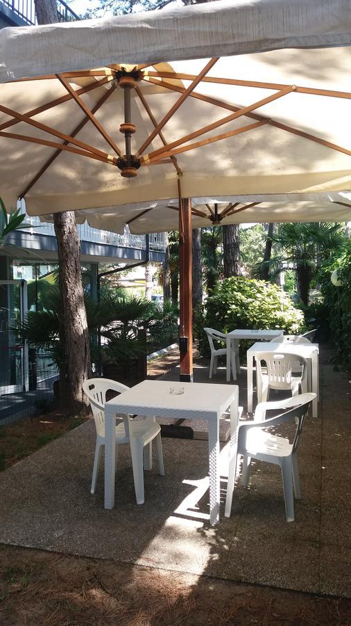 G/Hotel Lignano ลินญาโน ซับเบียโดโร ภายนอก รูปภาพ